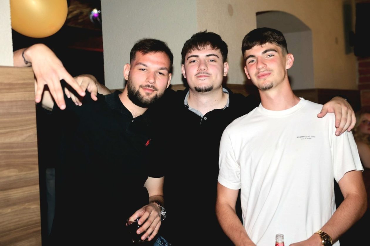 Maturalny party u podroomu (13)