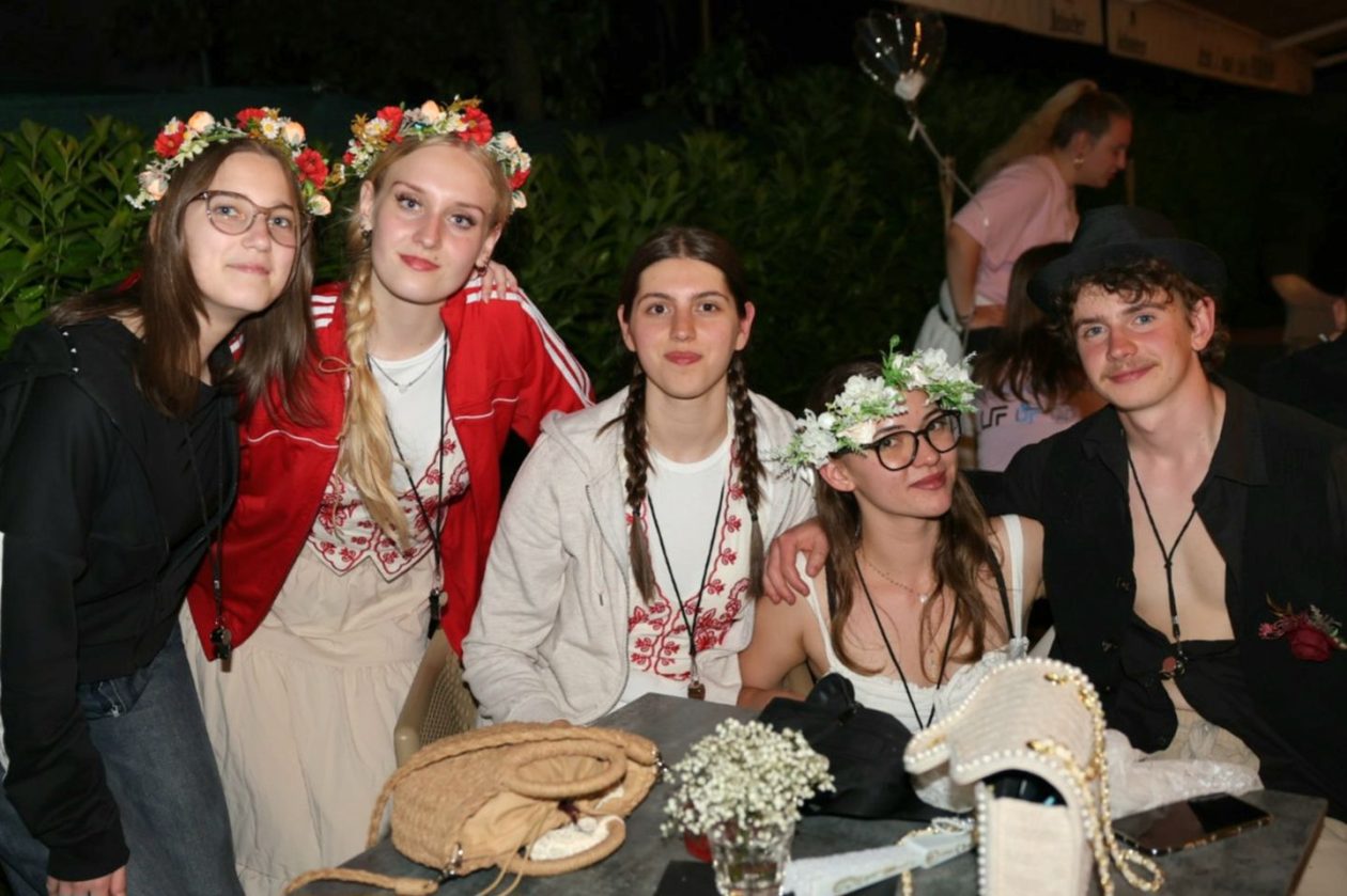 Maturalny party u podroomu (22)