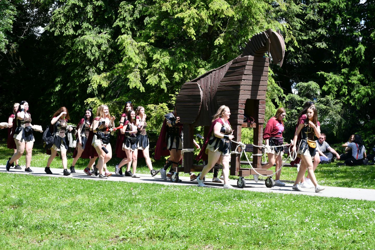 Maturanti, prvi dan u čakovečkom parku 2025 (2)