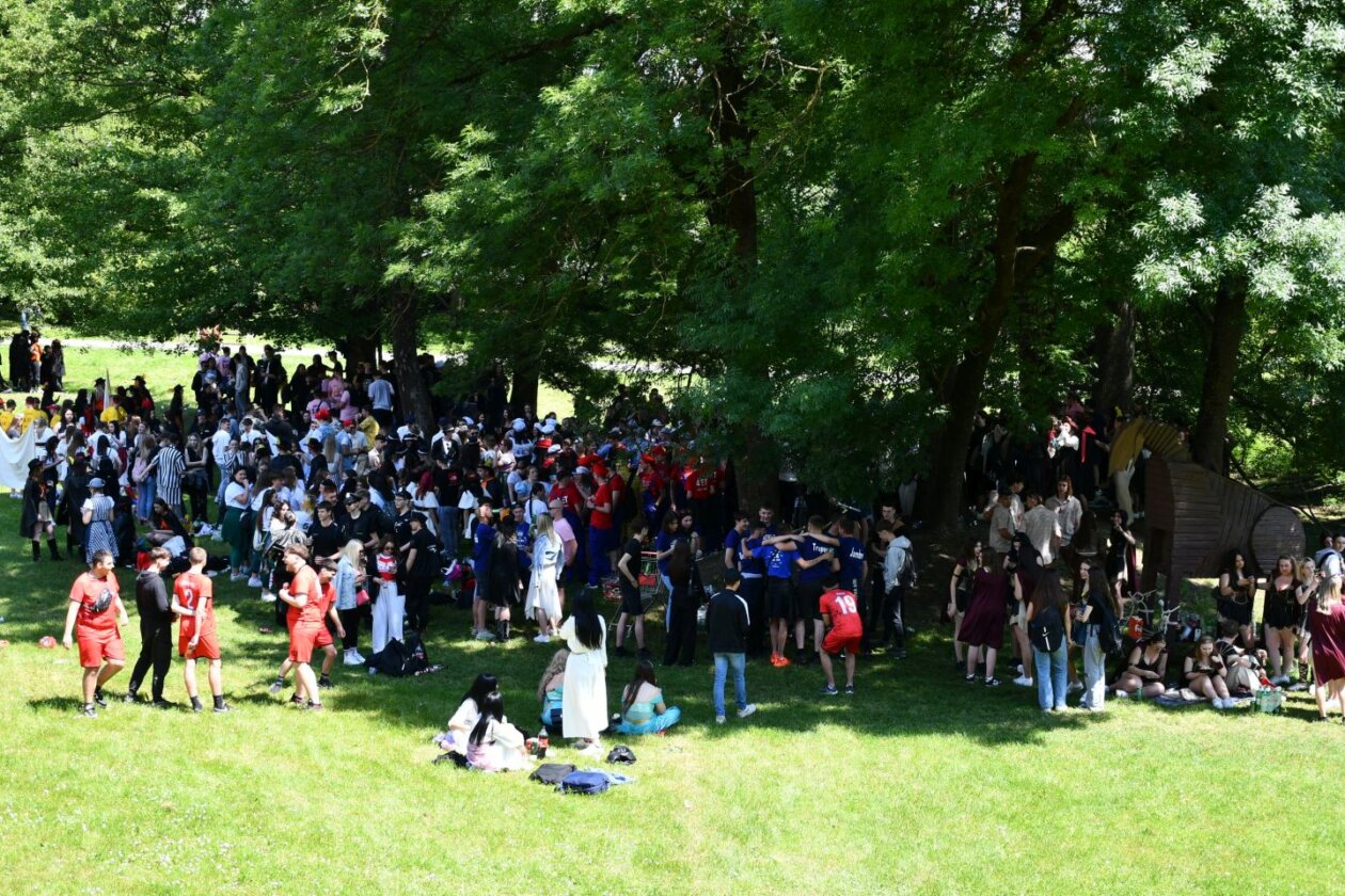 Maturanti, prvi dan u čakovečkom parku 2025 (26)