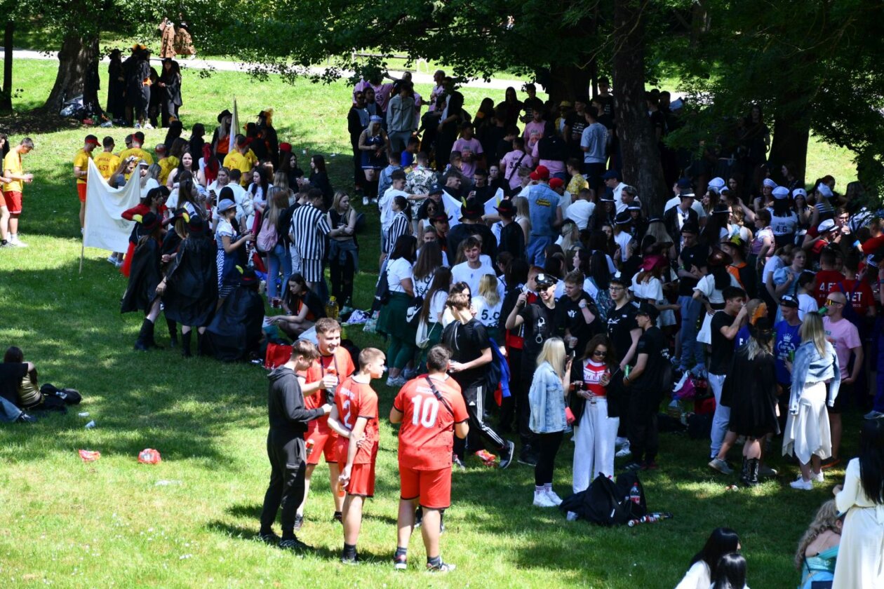 Maturanti, prvi dan u čakovečkom parku 2025 (29)