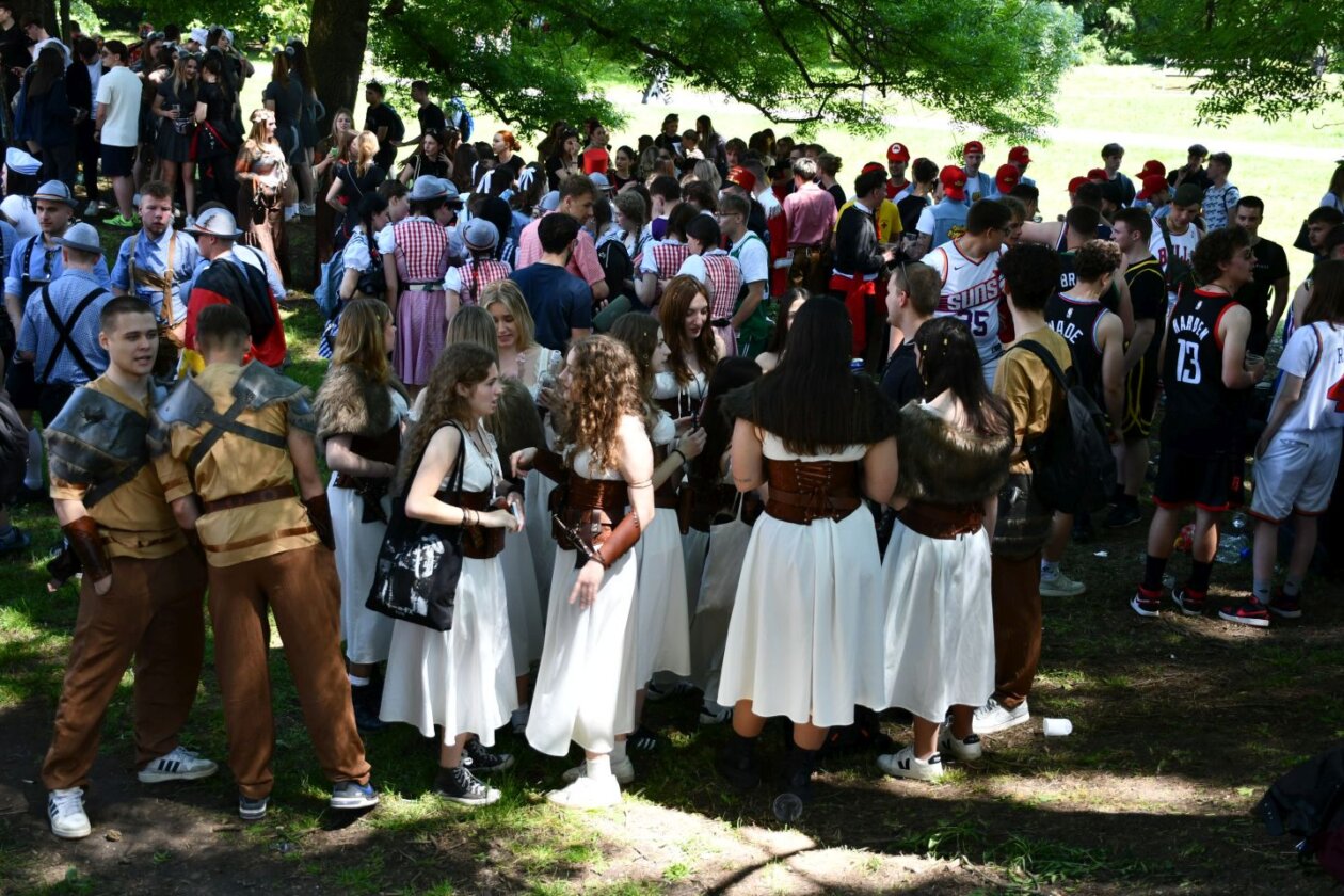 Maturanti, prvi dan u čakovečkom parku 2025 (39)