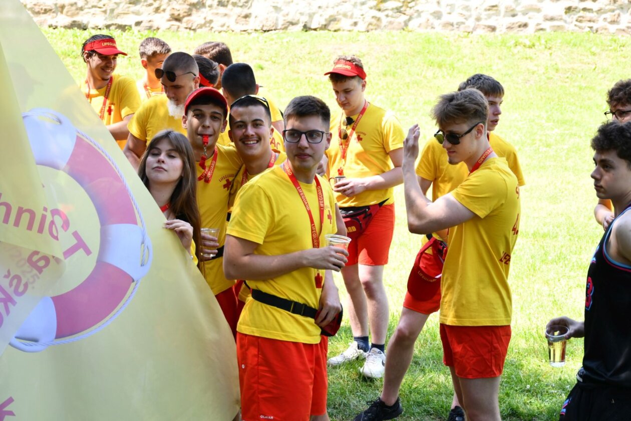 Maturanti, prvi dan u čakovečkom parku 2025 (7)