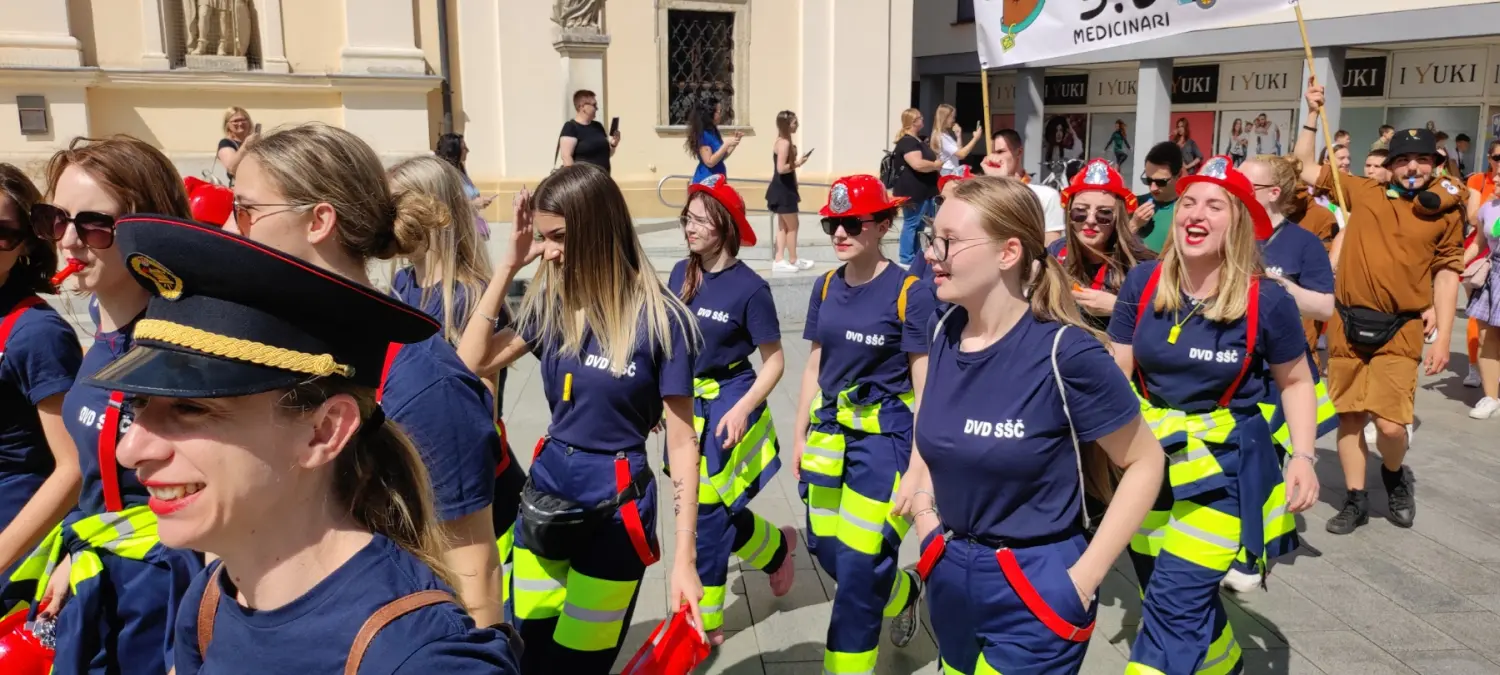 maturanti 2024 Maturanti,povorka,2024 (33) maturanti 2024 Maturanti,povorka,2024 (33)