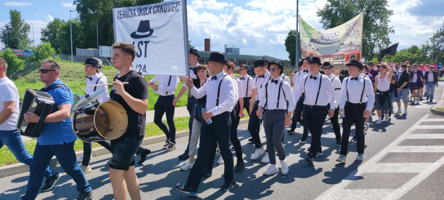 Maturanti,povorka,2024 (6) Maturanti,povorka,2024 (6)