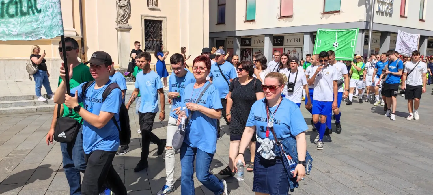 Maturanti,povorka,2024 (8) Maturanti,povorka,2024 (8)