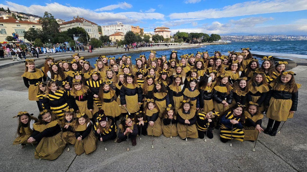 Mažoretkinje Nedelišća u Opatiji na karnevalu 2026 (1)
