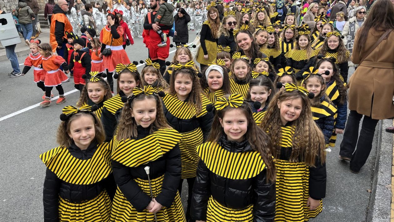 Mažoretkinje Nedelišća u Opatiji na karnevalu 2026 (2)