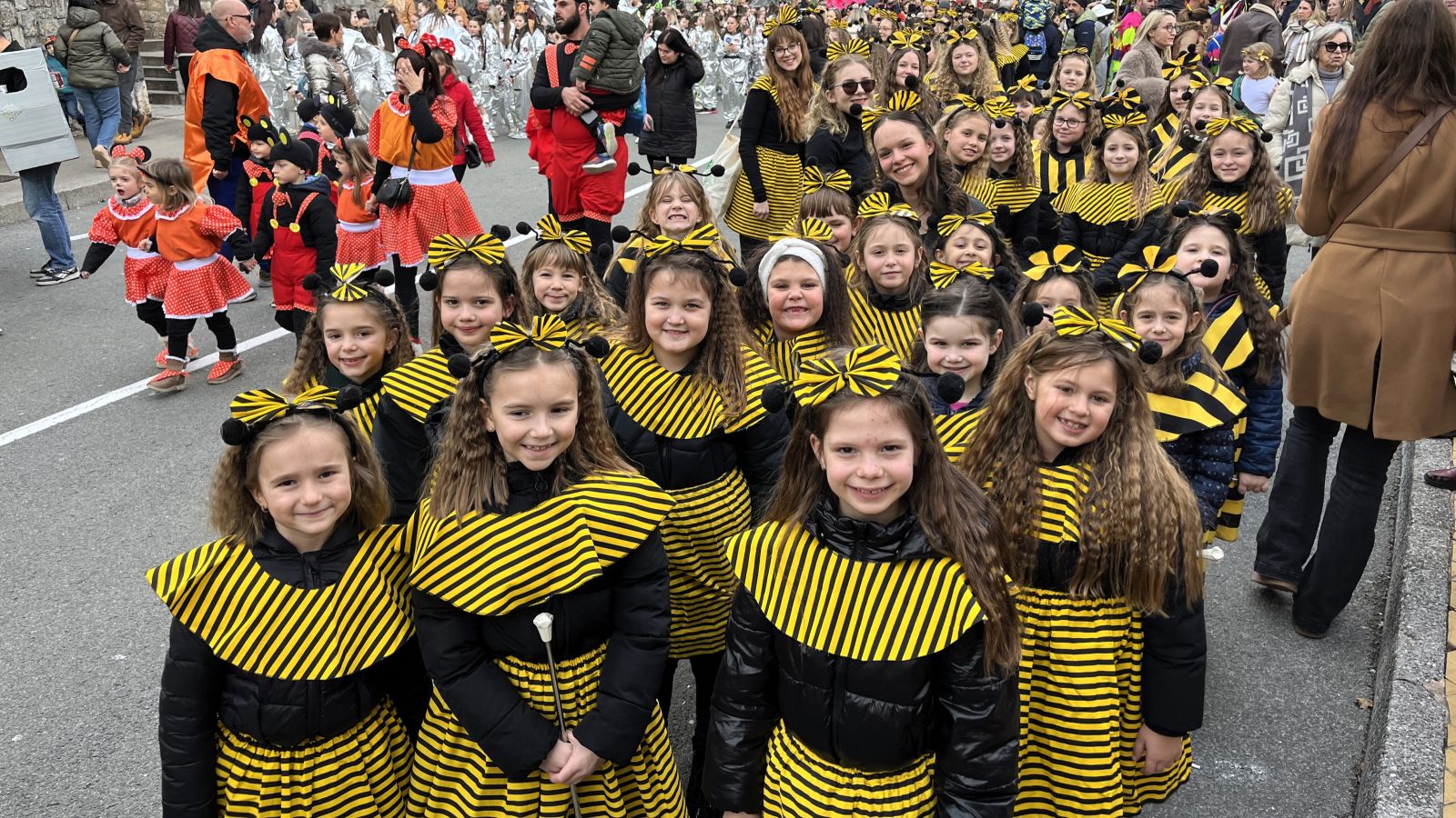 Mažoretkinje Nedelišća u Opatiji na karnevalu 2026 (2)