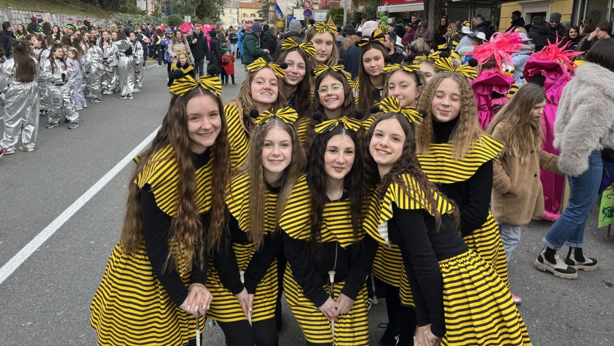 Mažoretkinje Nedelišća u Opatiji na karnevalu 2026 (5)