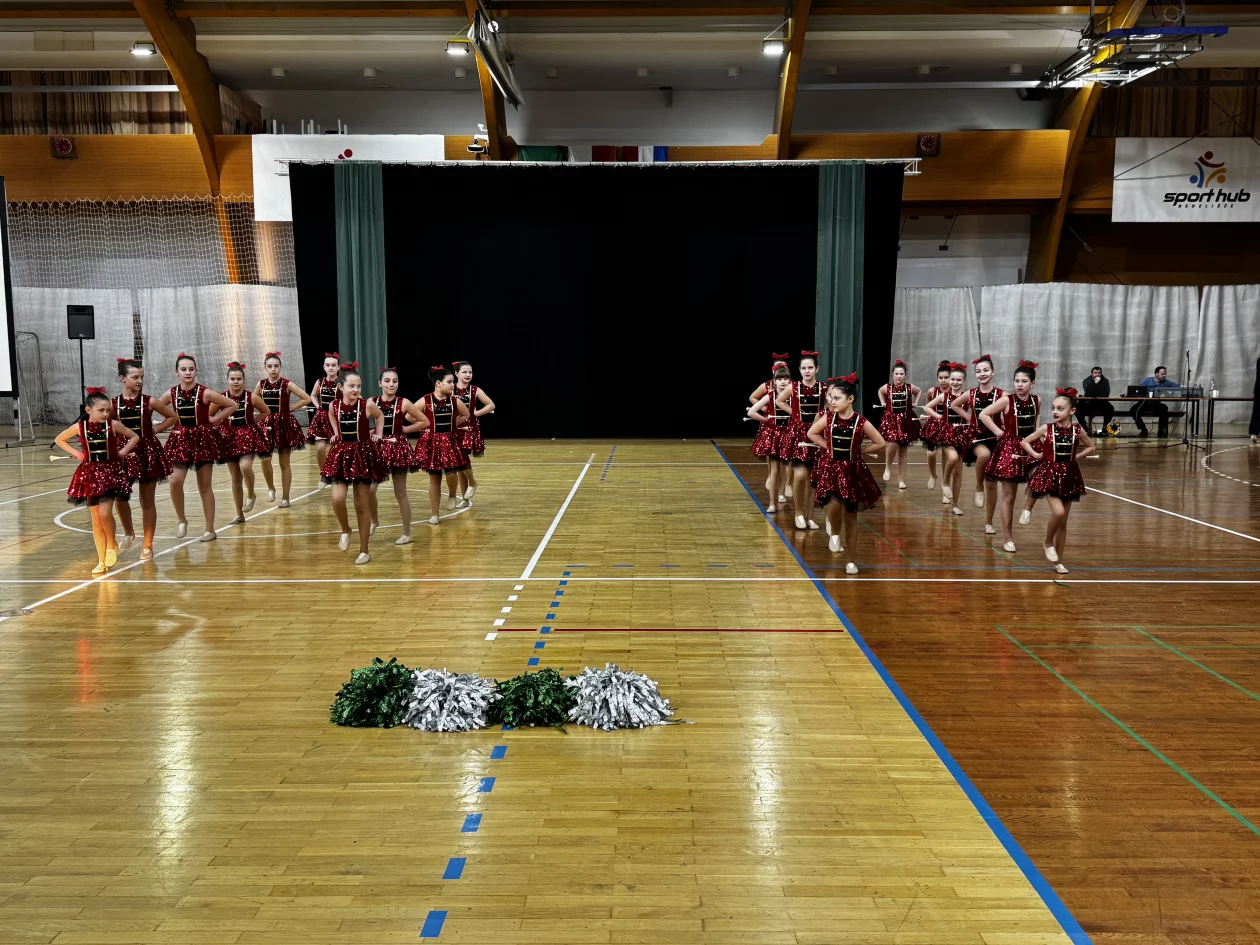 Mažoretkinje nedelišće (13) Mažoretkinje nedelišće (13)