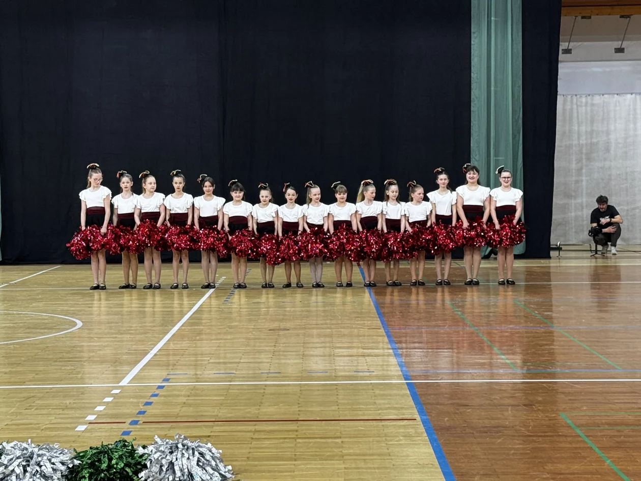 Mažoretkinje nedelišće (34) Mažoretkinje nedelišće (34)