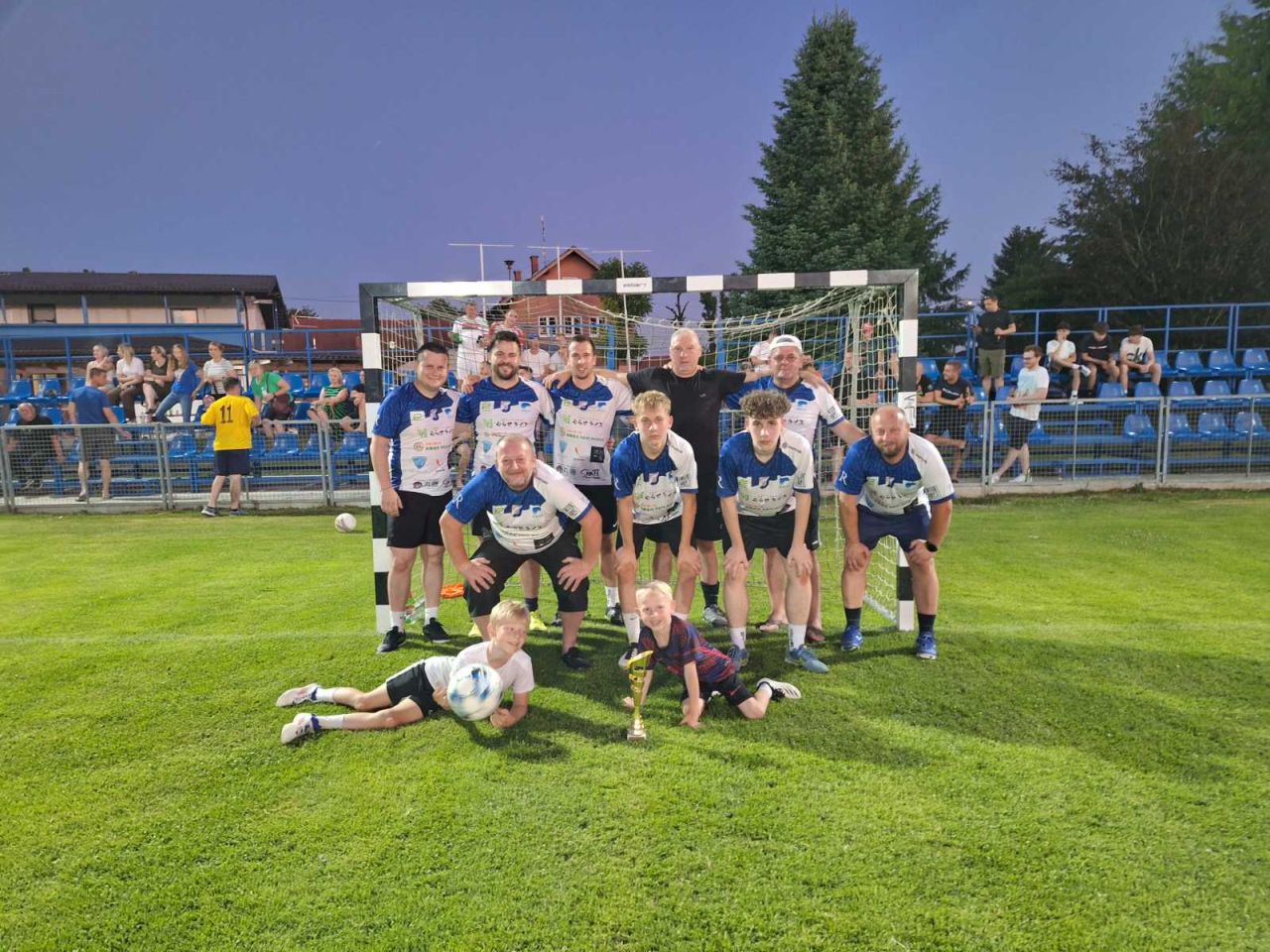 Med vulicaj turnir – dunjkovec pretetinec (4) Med vulicaj turnir – dunjkovec pretetinec (4)