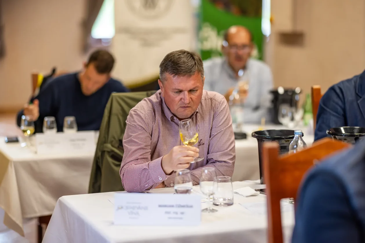 Međ. ocjenjivanje vina 4