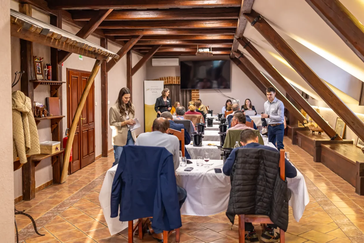 Međ. ocjenjivanje vina 9