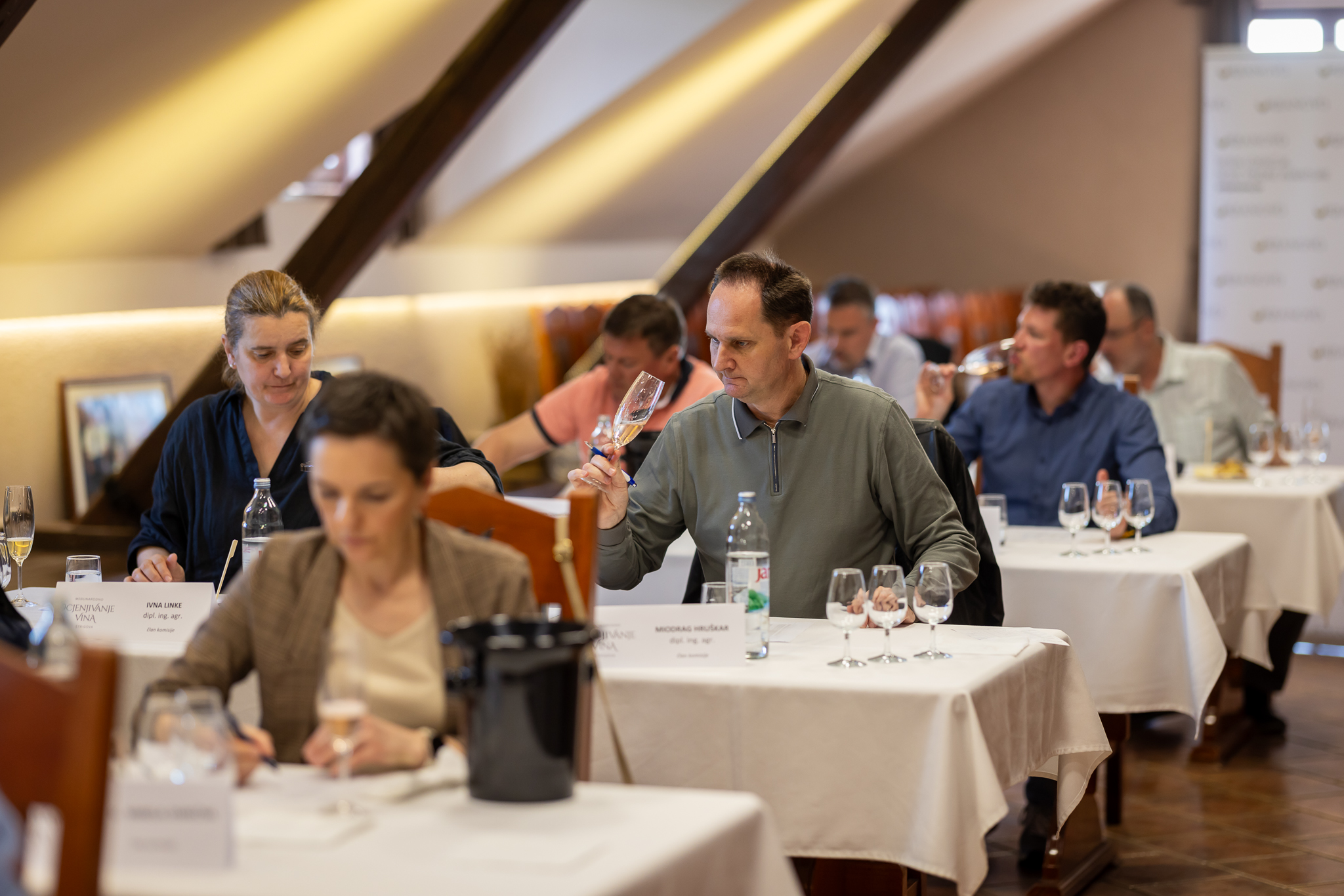 Međ. ocjenjivanje vina _ utorak 8