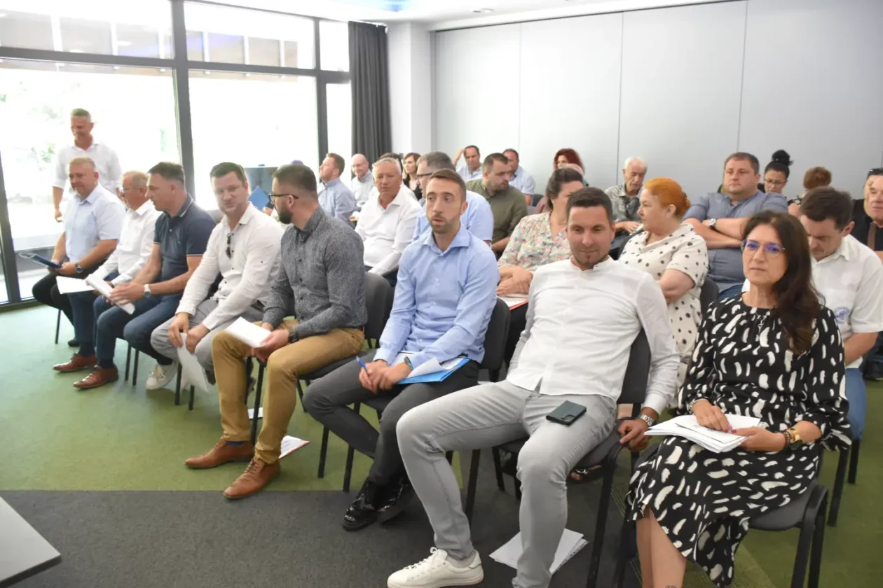 Međimurje-plin, Skupština (4)