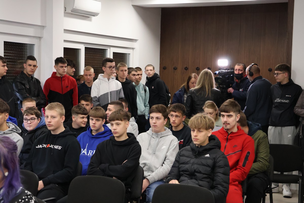 Međimurje slavi rekordan broj učenika u obrtničkim zanimanjima (22) Međimurje slavi rekordan broj učenika u obrtničkim zanimanjima (22)