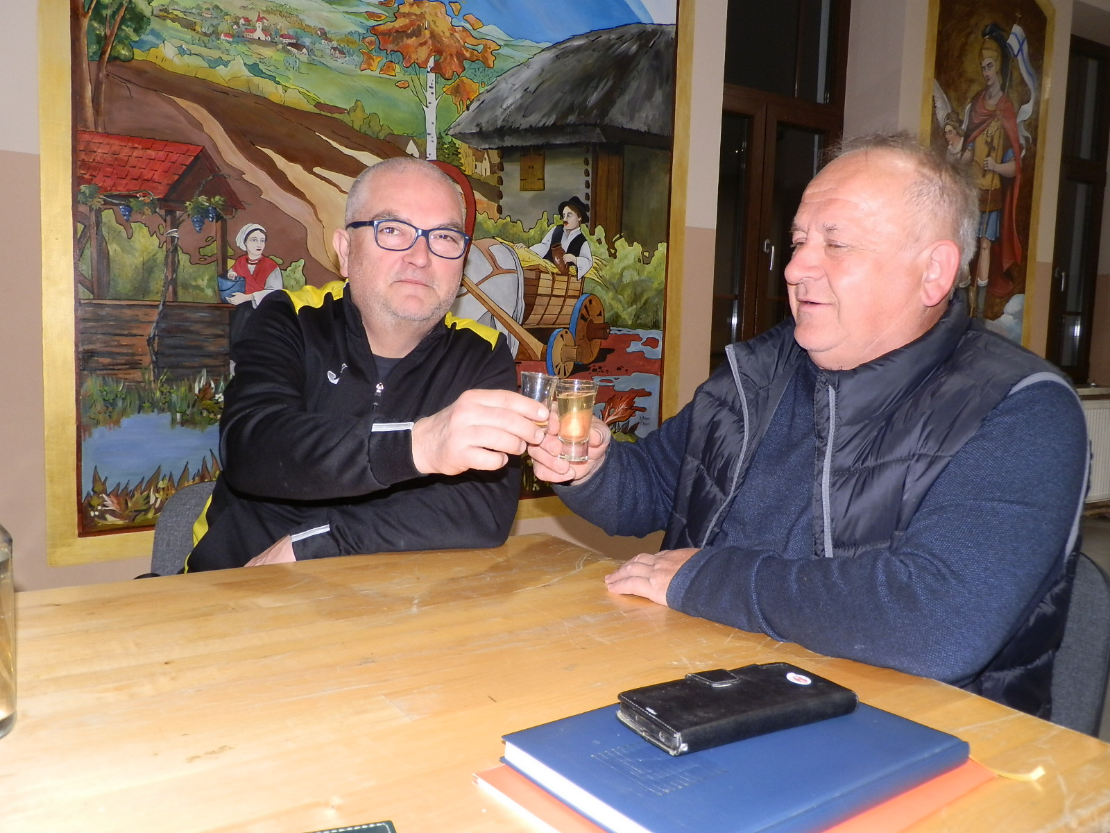 OLYMPUS DIGITAL CAMERA OLYMPUS DIGITAL CAMERA