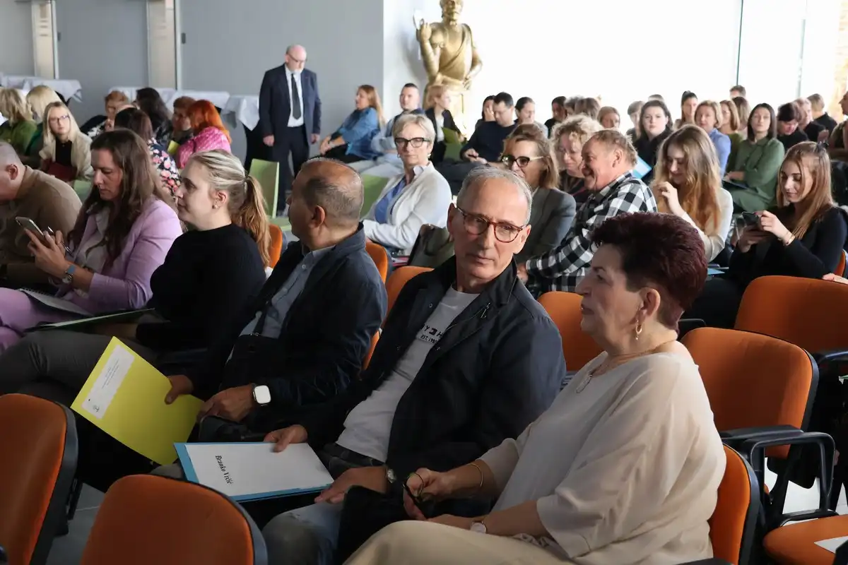 Medimurska-zupanija-i-Dom-zdravlja-Cakovec-domacini-strucnog-skupa-o-palijativnoj-skrbi-13 Medimurska-zupanija-i-Dom-zdravlja-Cakovec-domacini-strucnog-skupa-o-palijativnoj-skrbi-13