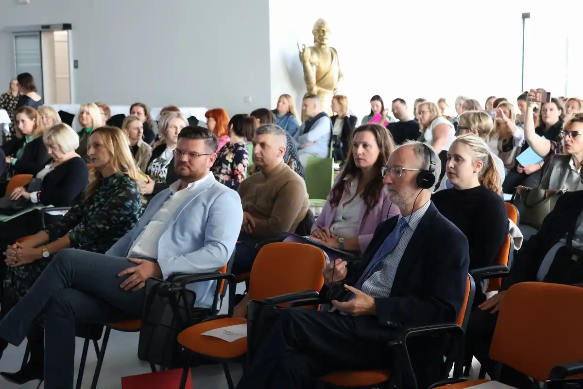 Medimurska-zupanija-i-Dom-zdravlja-Cakovec-domacini-strucnog-skupa-o-palijativnoj-skrbi-14 Medimurska-zupanija-i-Dom-zdravlja-Cakovec-domacini-strucnog-skupa-o-palijativnoj-skrbi-14