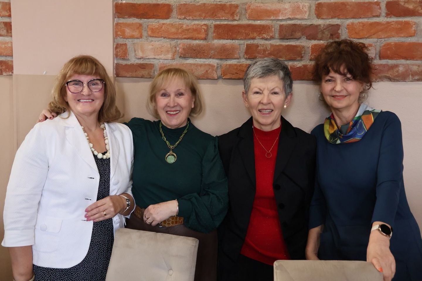 Međimurska županija okupila umirovljene djelatnike na blagdanskom druženju (6)