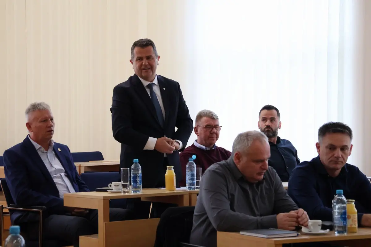 Međimurska županija sjednica Odbora za suradnju s pomurskim Hrvatima (11)