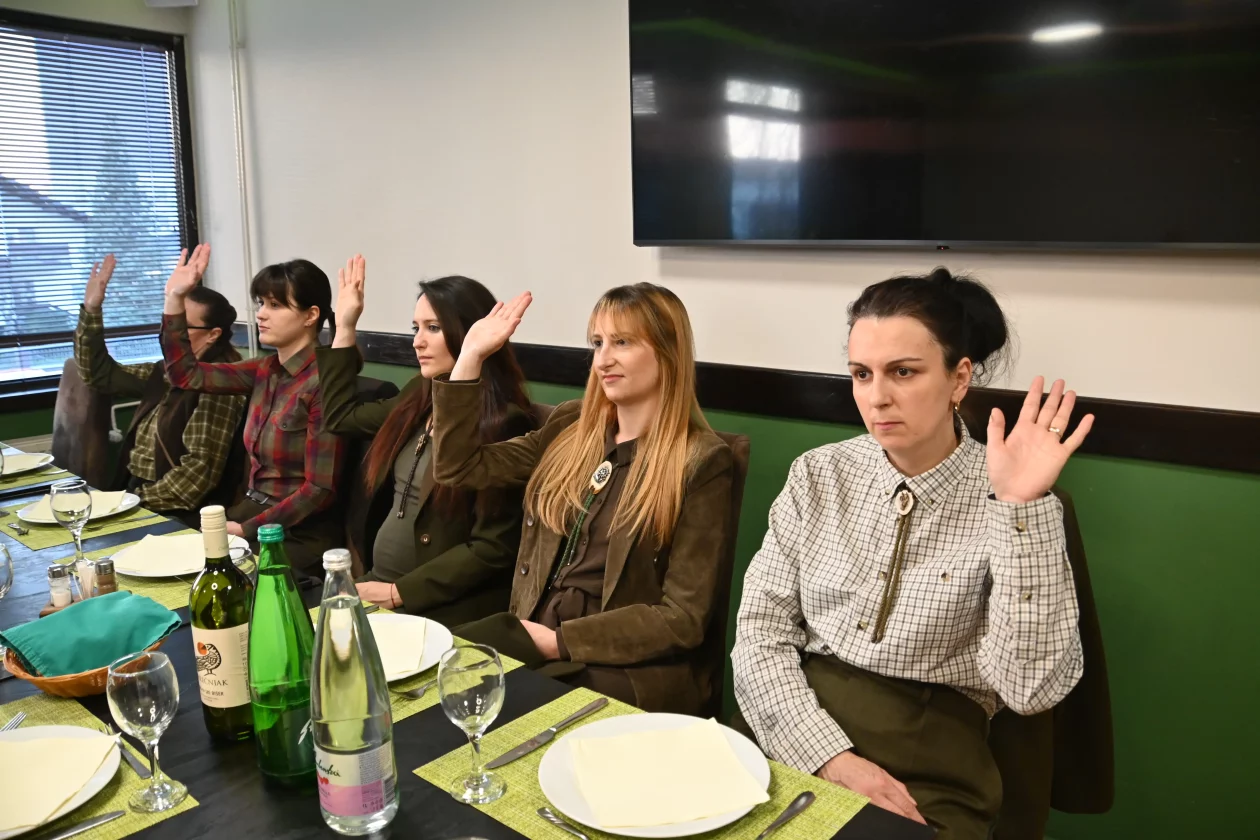 Međimurske lovkinje (12) Međimurske lovkinje (12)