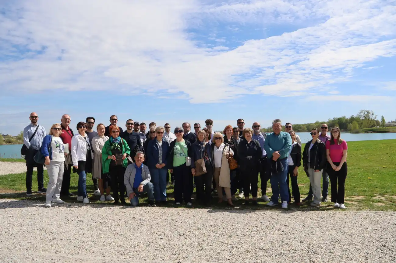 Međimurski građevinari na stručnom putovanju u Sloveniji (2) Međimurski građevinari na stručnom putovanju u Sloveniji (2)