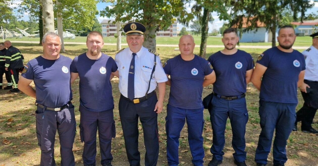 Međimurski vatrogasci na vojnom mimohodu oluje (2) Međimurski vatrogasci na vojnom mimohodu oluje (2)