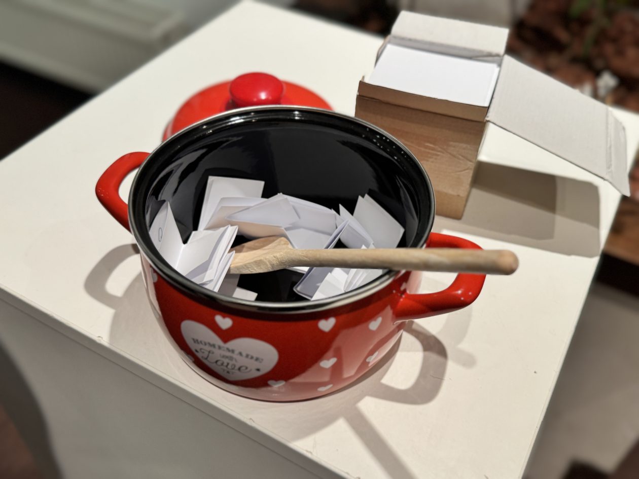 Međunarodna izložba Voli me Ne voli me (1)