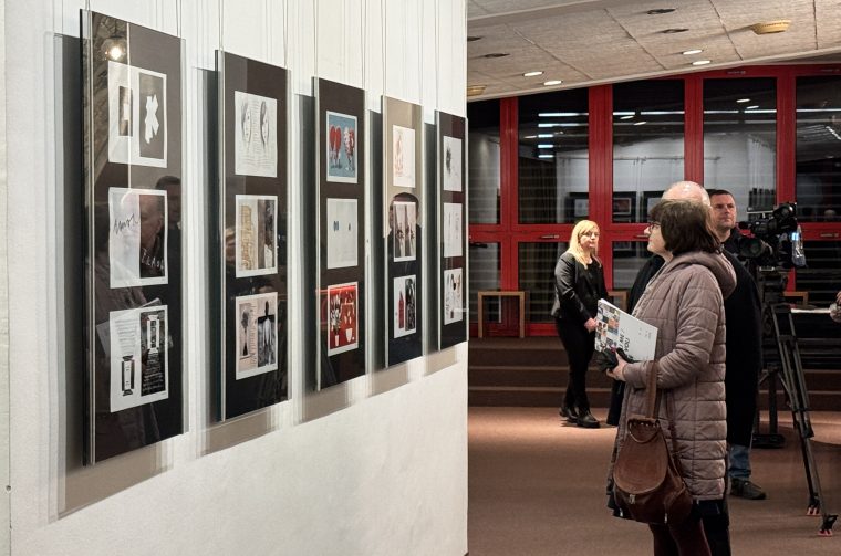 Međunarodna izložba Voli me Ne voli me (18)