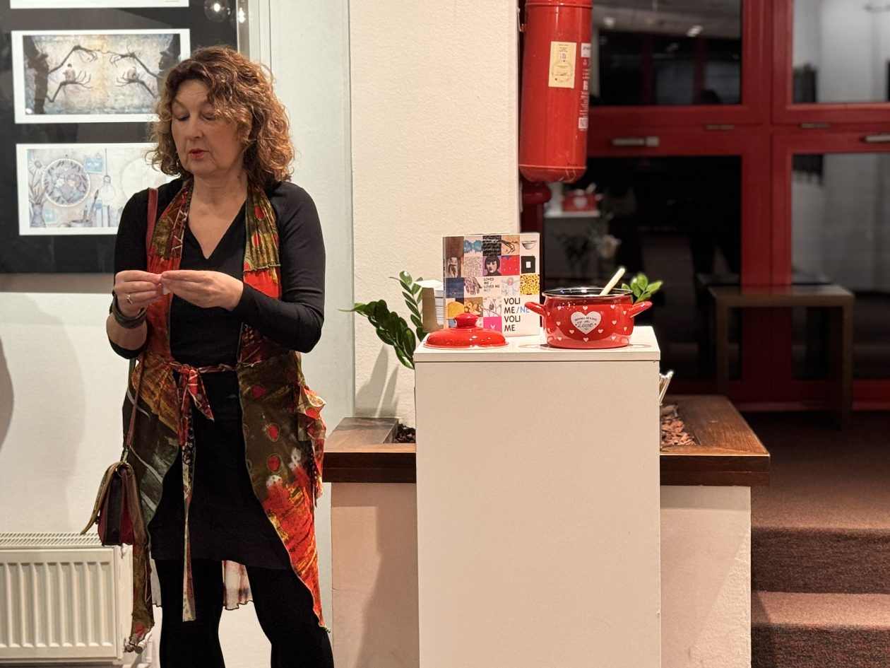 Međunarodna izložba Voli me Ne voli me (32)