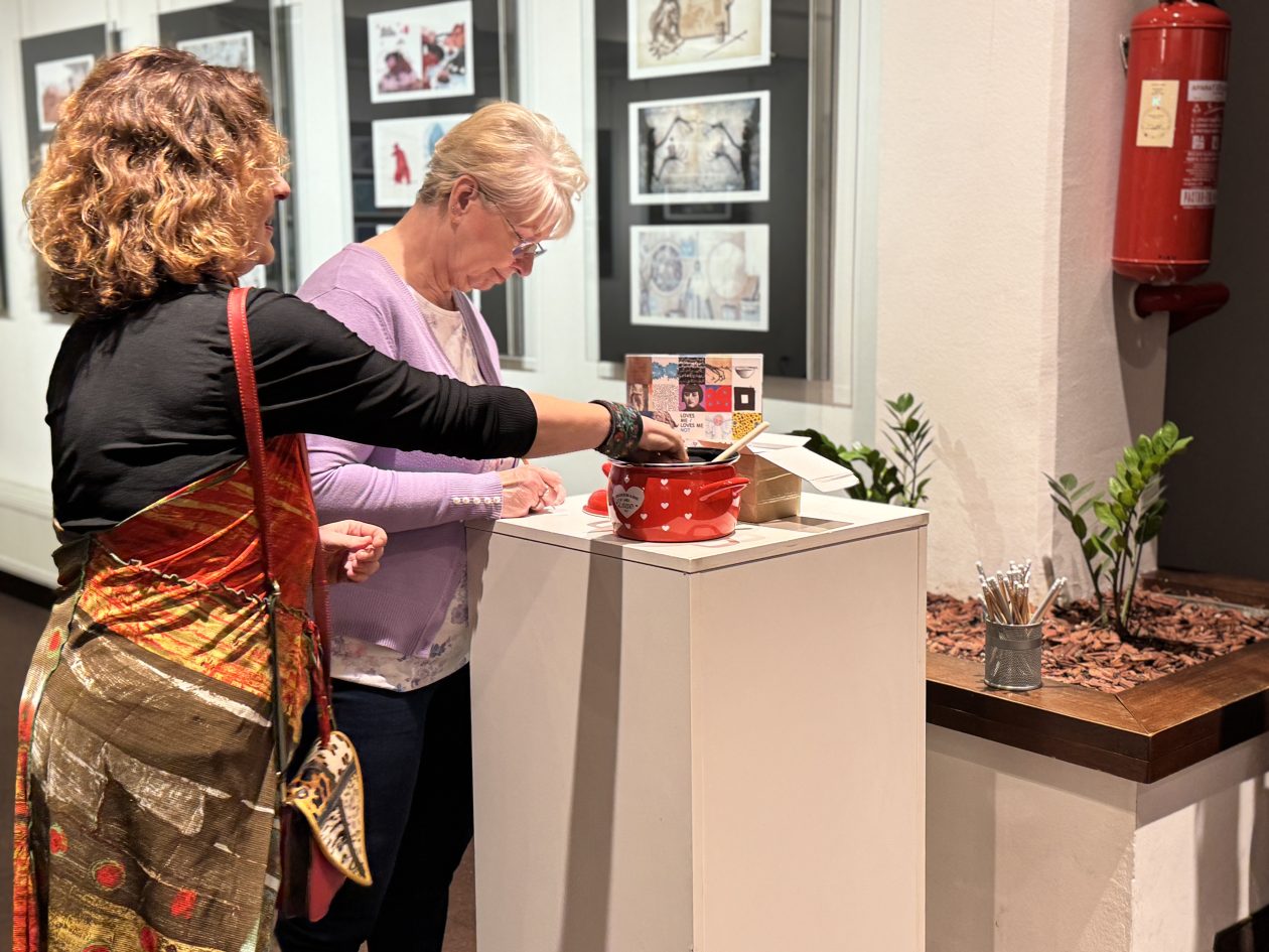 Međunarodna izložba Voli me Ne voli me (33)