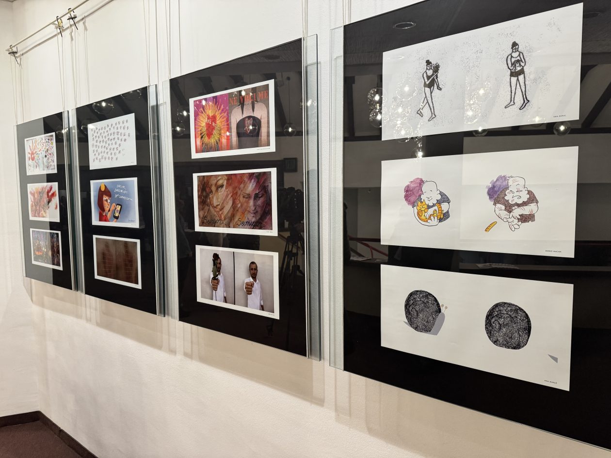 Međunarodna izložba Voli me Ne voli me (6)