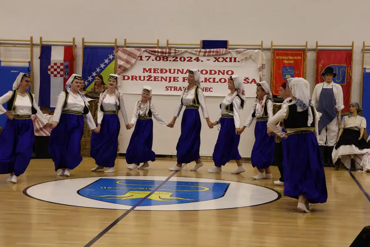 Međunarodna smotra folklora Strahoninec 2024 (4) Međunarodna smotra folklora Strahoninec 2024 (4)