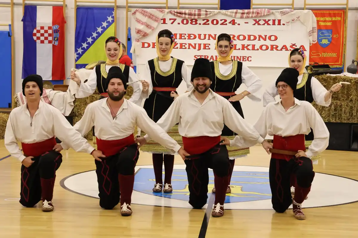 Međunarodna smotra folklora Strahoninec 2024 (5) Međunarodna smotra folklora Strahoninec 2024 (5)