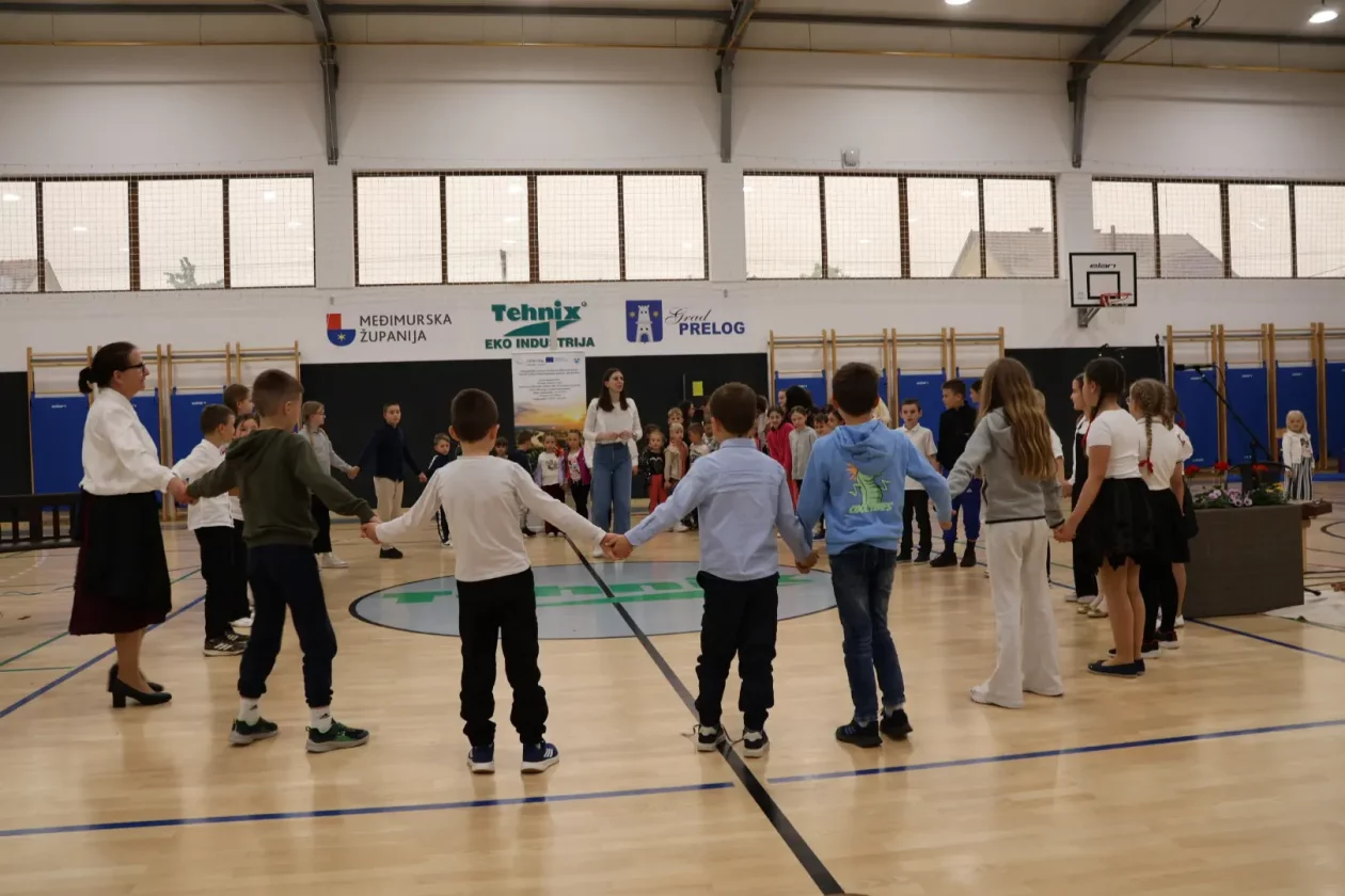 Međunarodni folklorni susret Draškovec folklor (124)