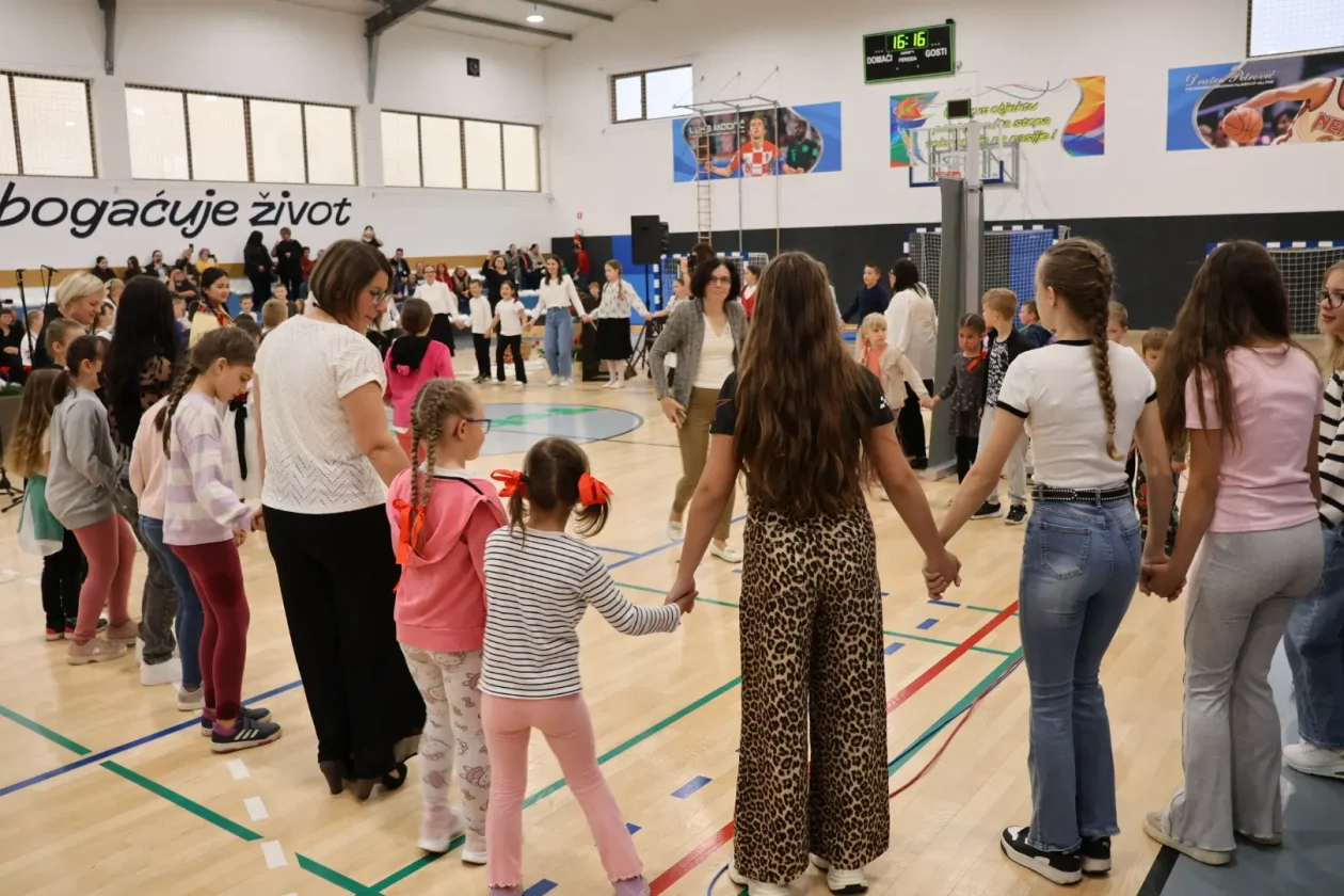 Međunarodni folklorni susret Draškovec folklor (128)