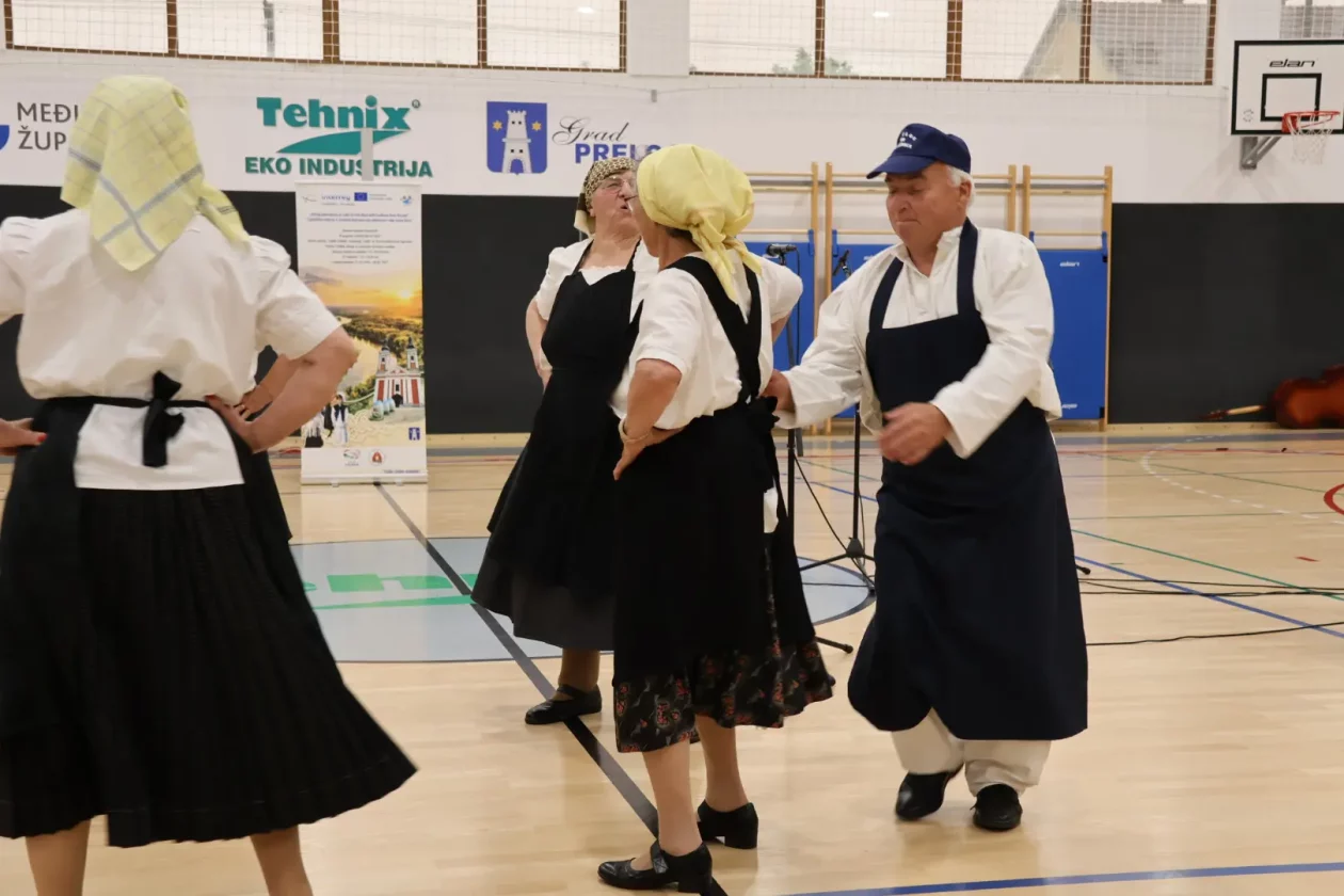 Međunarodni folklorni susret Draškovec folklor (49)