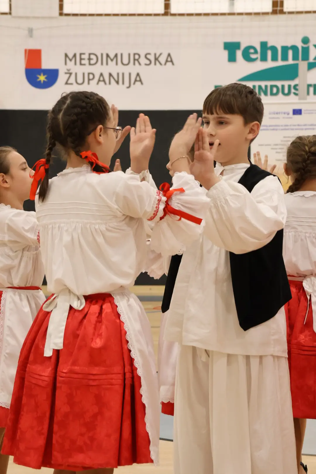 Međunarodni folklorni susret Draškovec folklor (77)