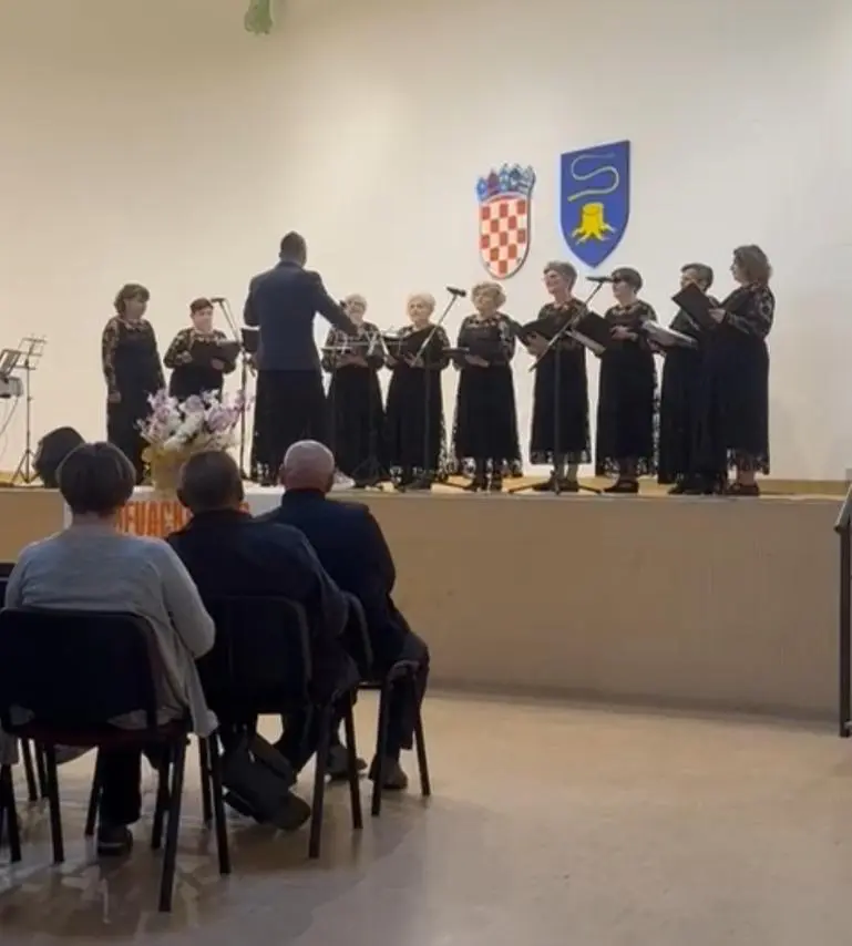 Međunarodni susret zborova – Strahoninec (7) Međunarodni susret zborova – Strahoninec (7)