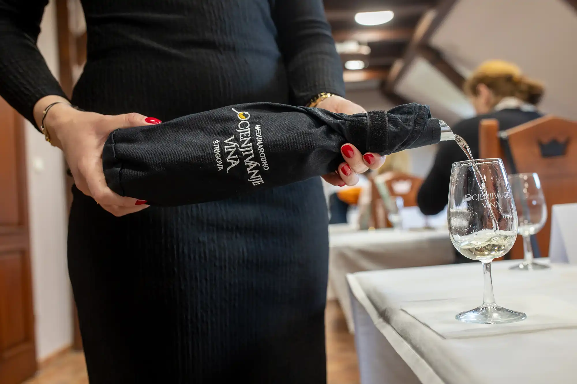 Međunarodno ocjenjivanje vina Urbanovo 2024 (16) Međunarodno ocjenjivanje vina Urbanovo 2024 (16)