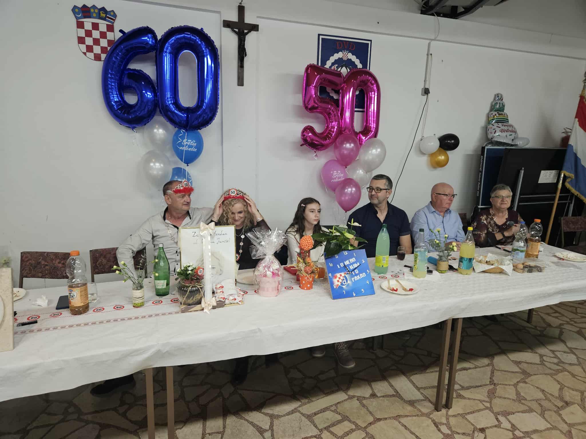 Messenger_creation_534FB859-EFEC-4DB5-9460-4C735ADF4CA3 Messenger_creation_534FB859-EFEC-4DB5-9460-4C735ADF4CA3