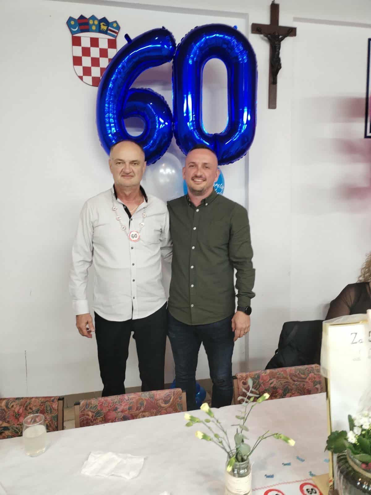 Messenger_creation_B27FB27A-92EA-4267-B211-3A87765C57E9 Messenger_creation_B27FB27A-92EA-4267-B211-3A87765C57E9