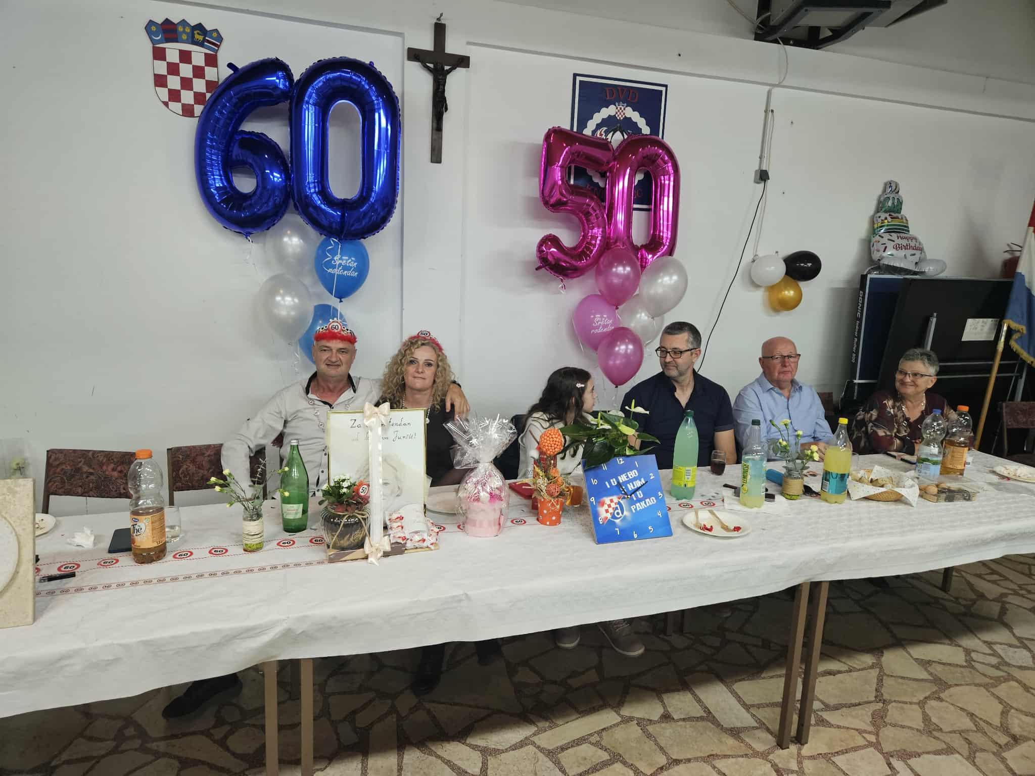 Messenger_creation_C0854BF9-35F9-4E51-93C4-764E6F0D25C3 Messenger_creation_C0854BF9-35F9-4E51-93C4-764E6F0D25C3