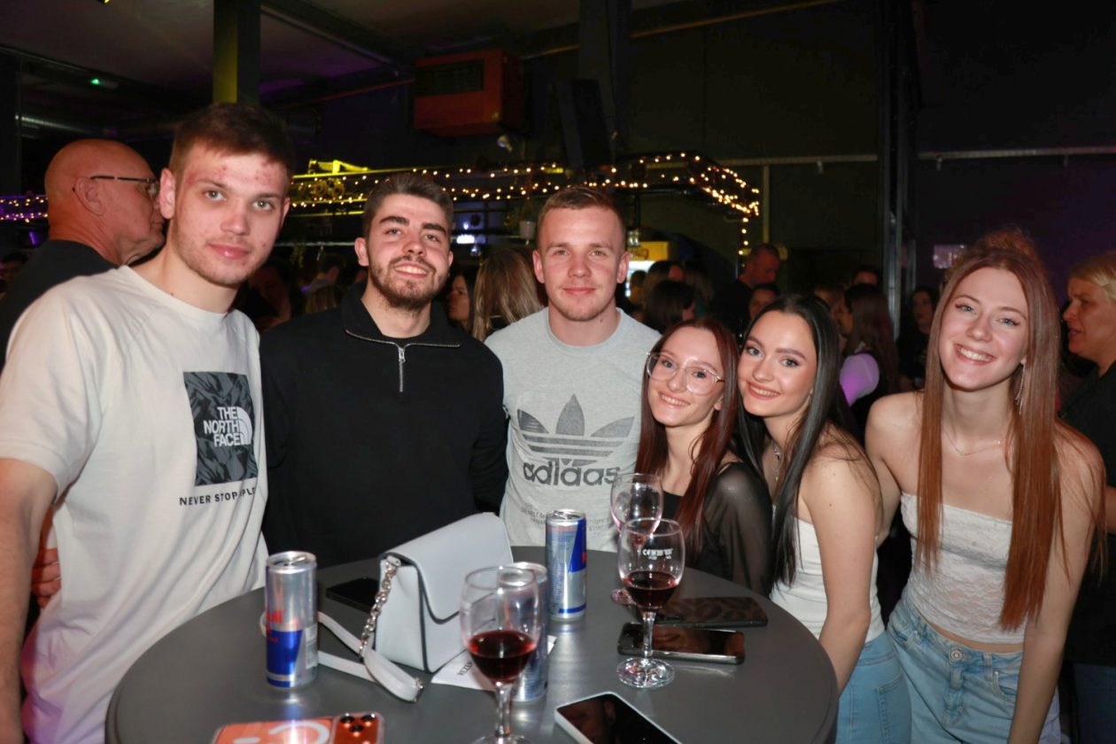 Meta bar gupa Vulkan (20)