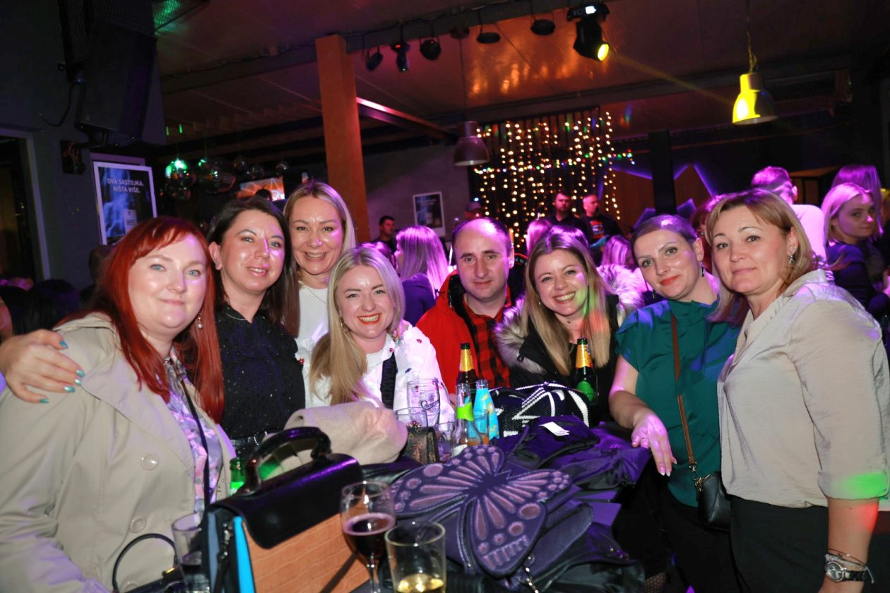 Meta bar gupa Vulkan (29)