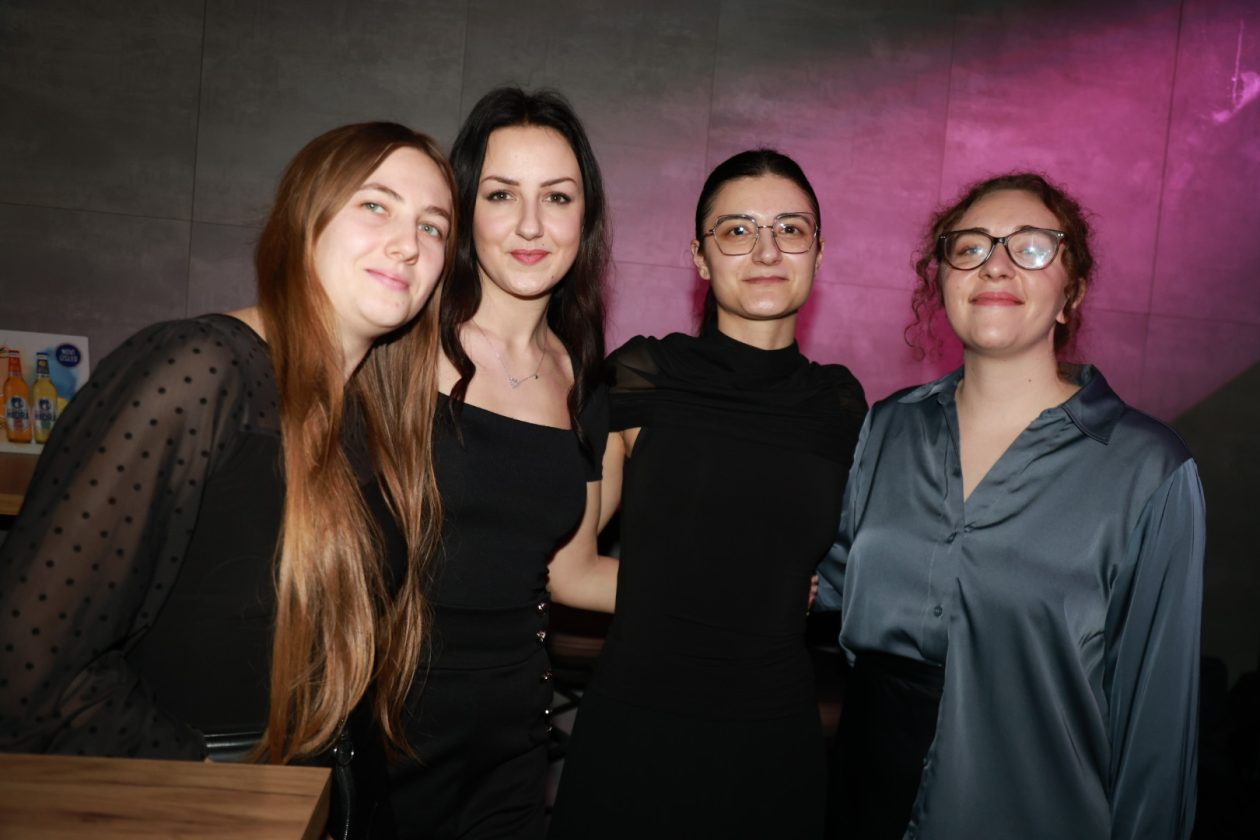 Meta bar gupa Vulkan (37)