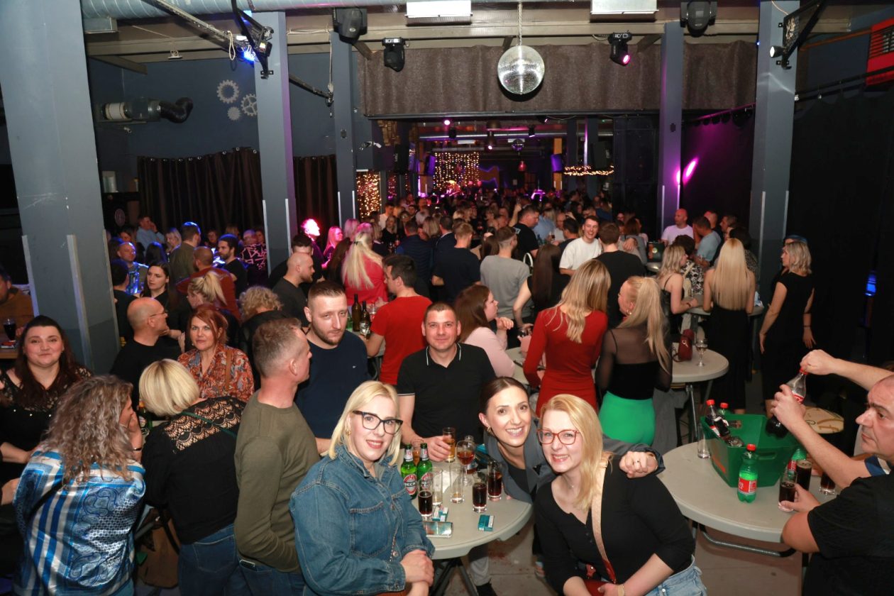 Meta bar gupa Vulkan (8)